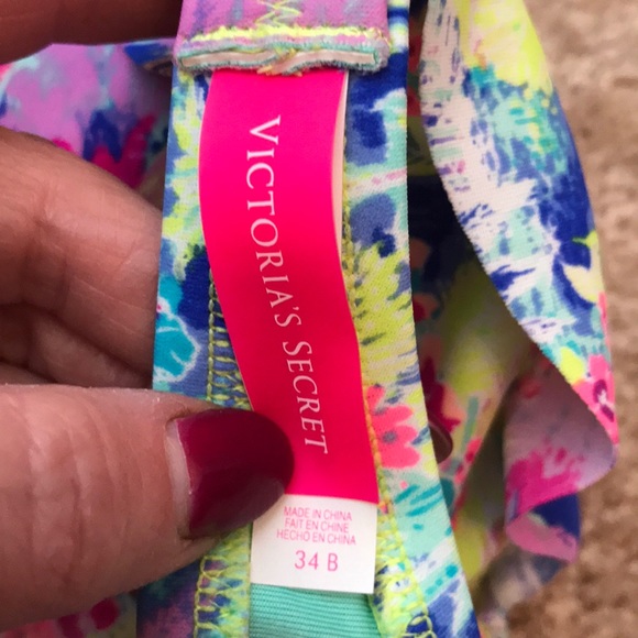 Victoria’s Secret Bikini Top - Picture 5 of 7